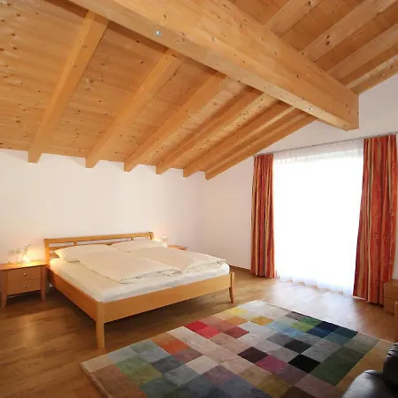 Nyaraló Linnehan By Interhome