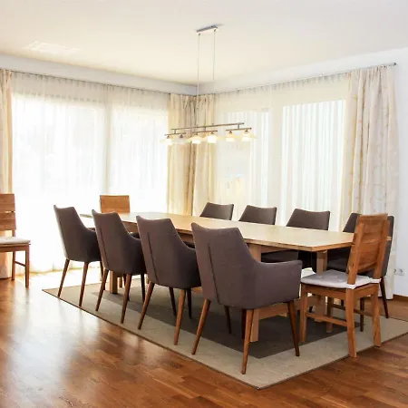 Nyaraló Linnehan By Interhome *