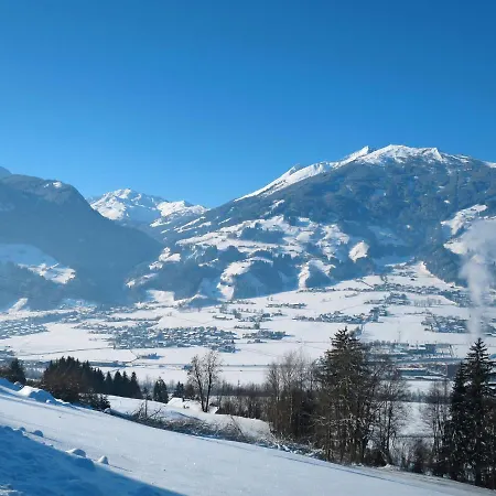 Linnehan By Interhome *