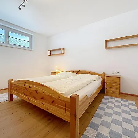 Holiday home Holiday Home Linnehan By Interhome Fuegen