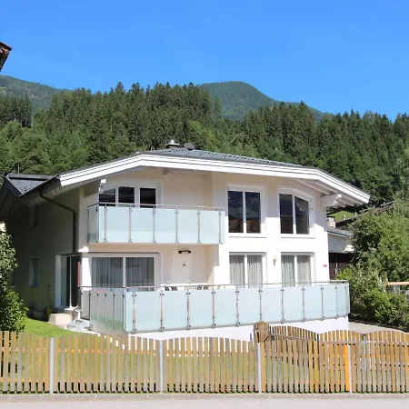 Holiday home Holiday Home Linnehan By Interhome